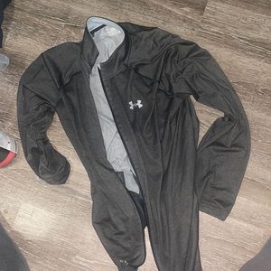 Large Underarmour Zip Up